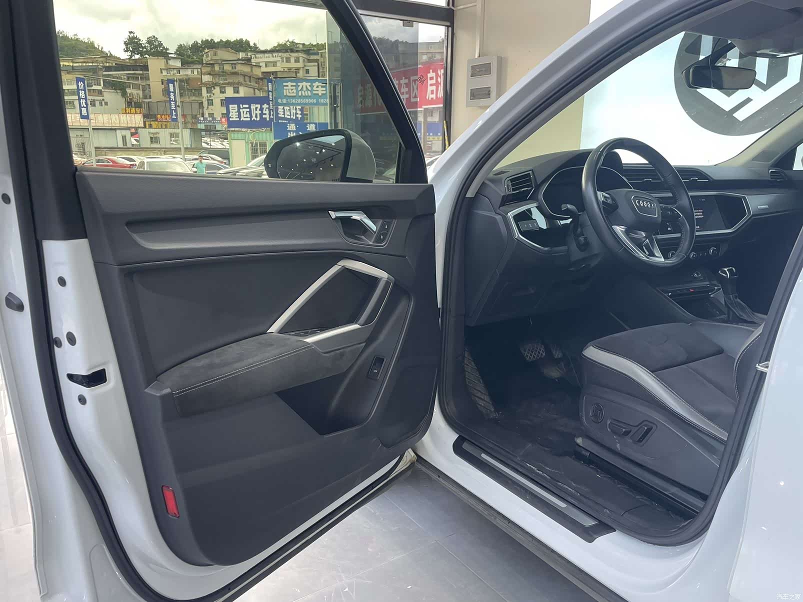 Audi Q3, 2021 4