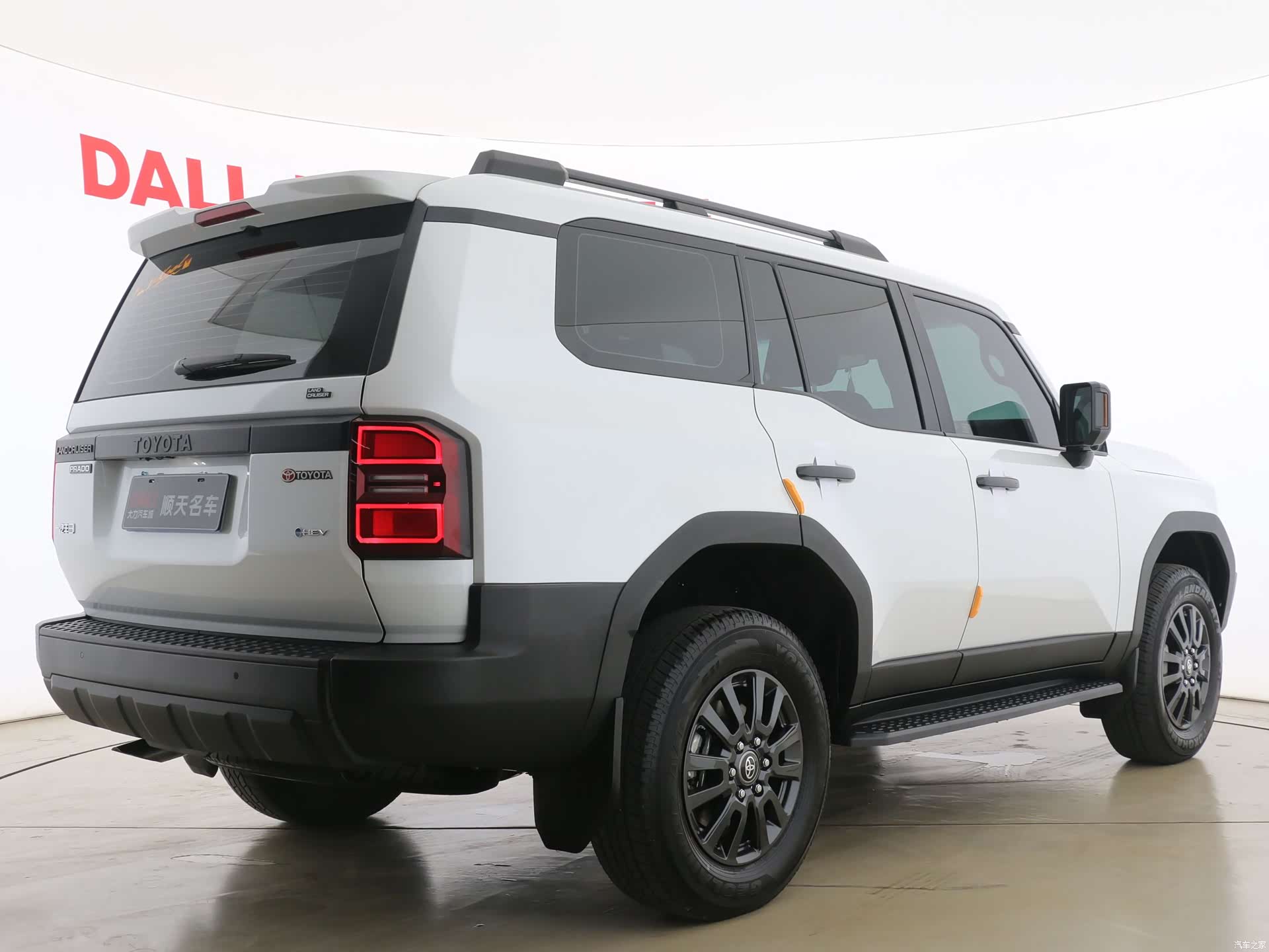 Toyota Prado, 2024 15