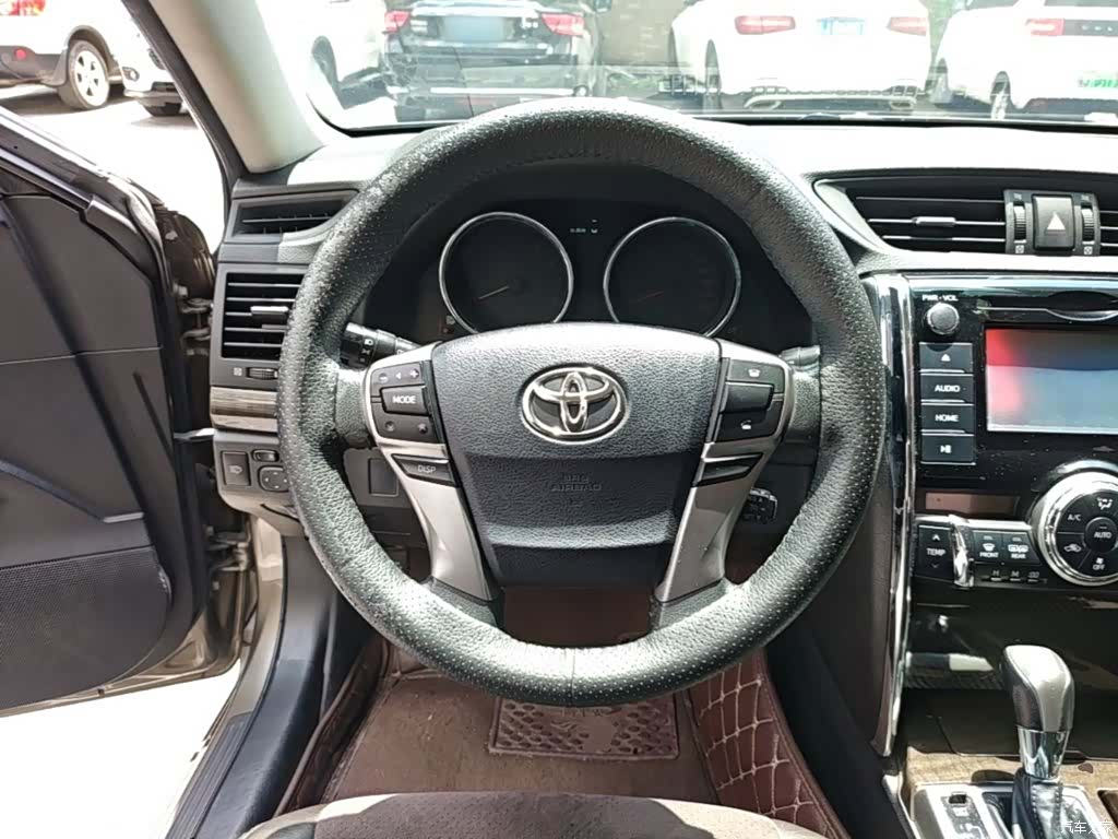 Toyota 2.5V, 2016 11
