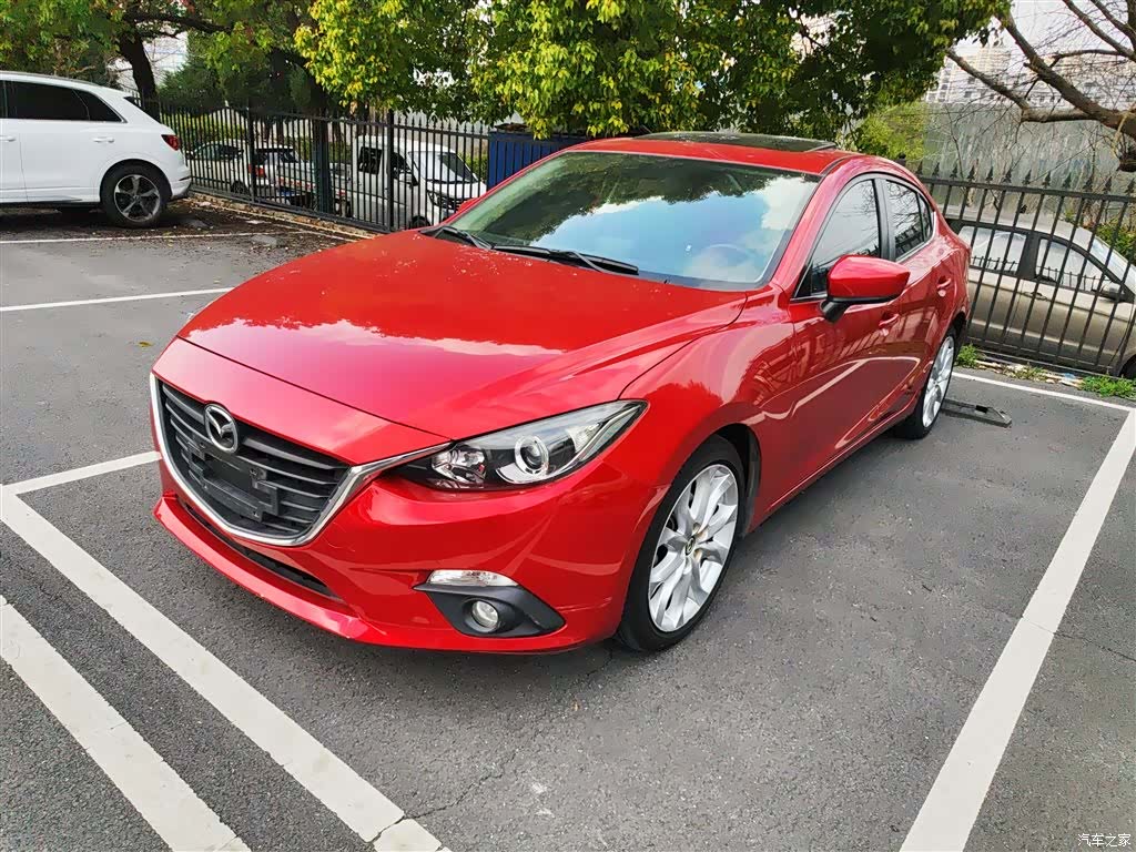 Mazda Mazda3, 2015 1