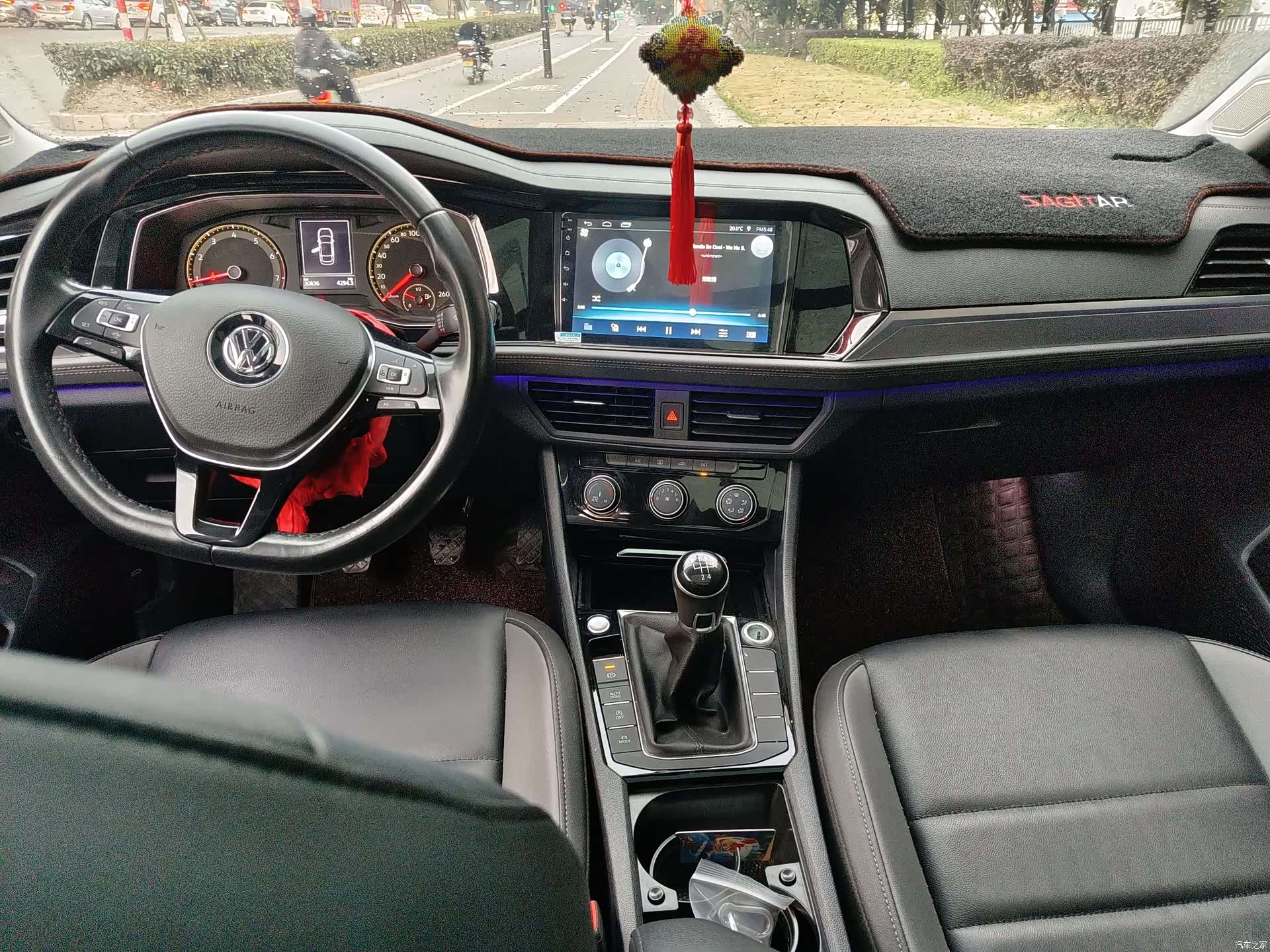Volkswagen Sagitar, 2021 8