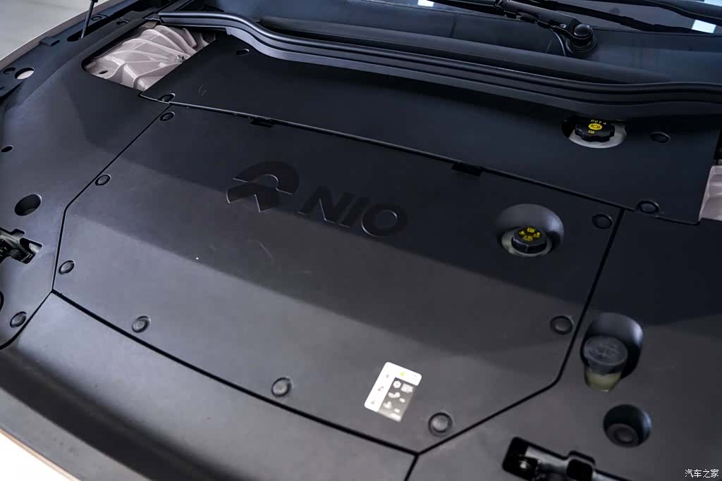 NIO ET5, 2023 12