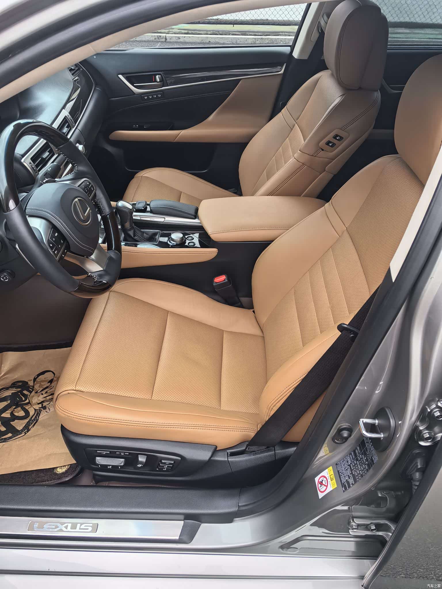 Lexus GS, 2018 9