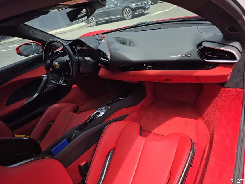 Ferrari 296, 2023 8