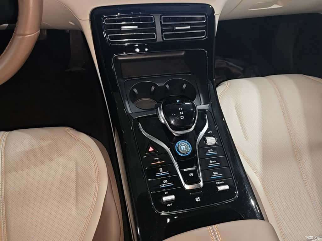 BYD Qin, 2024 14