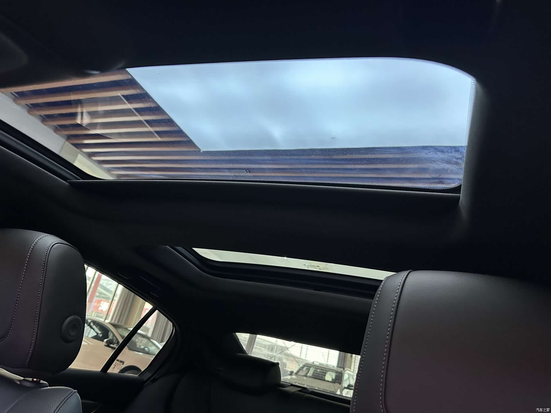Cadillac CT5, 2025 24