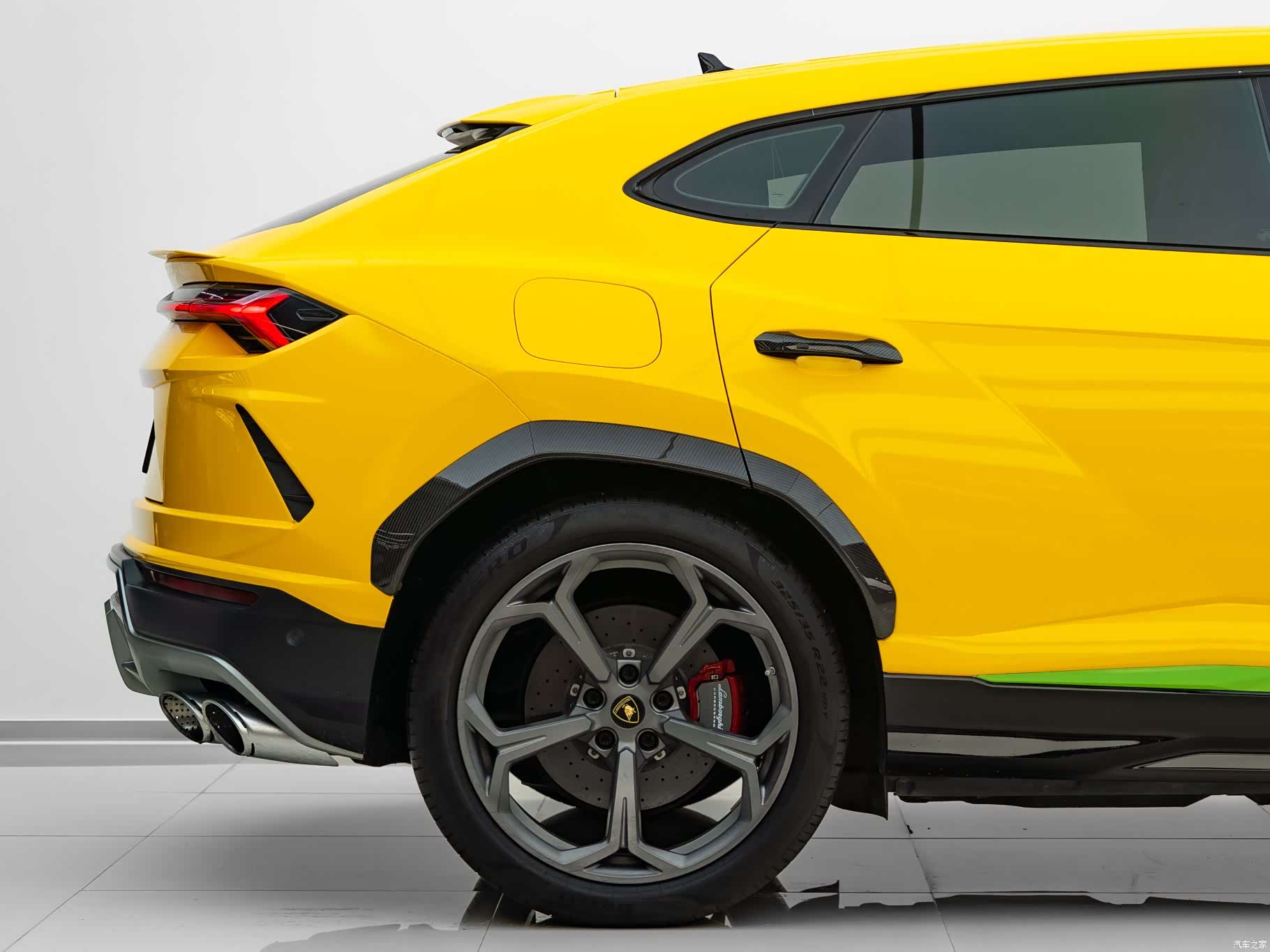 Lamborghini Urus, 2020 11