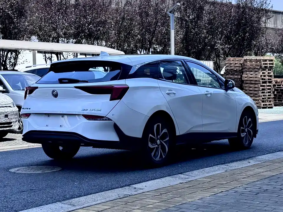 Buick Slightly blue 6