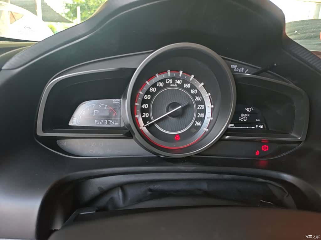 Mazda Mazda3, 2016 12