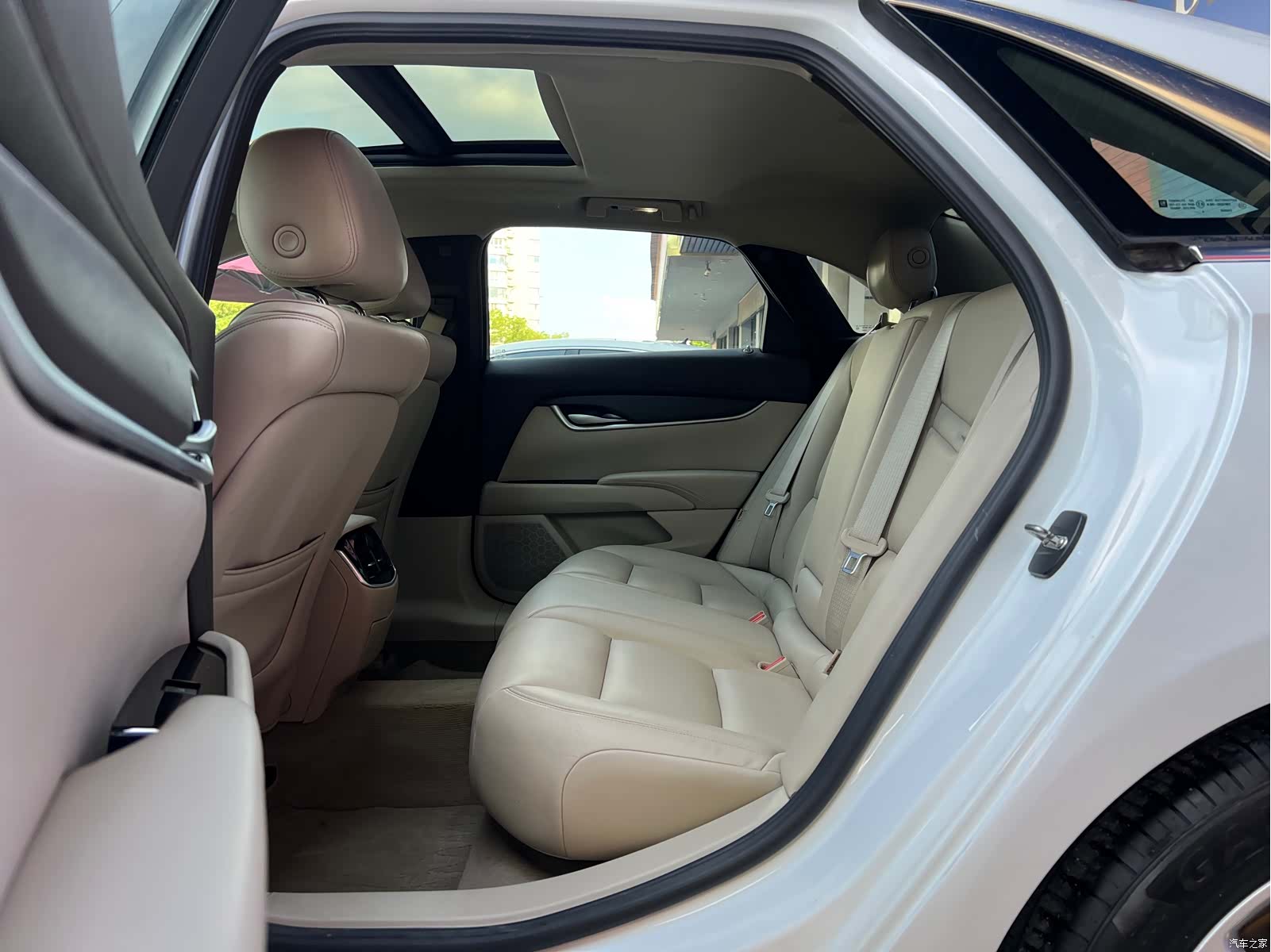 Cadillac XTS, 2016 14