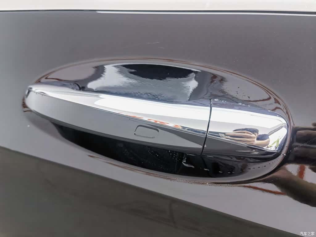 Mercedes-Benz GLC, 2023 18