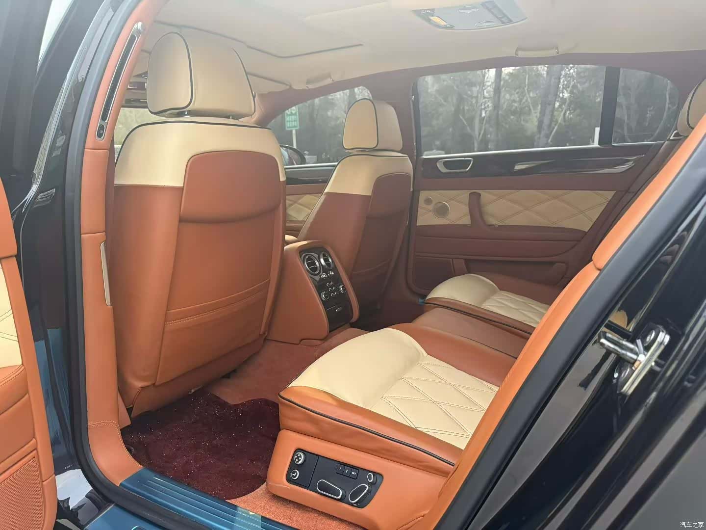 Bentley Flying Spur, 2011 все фото