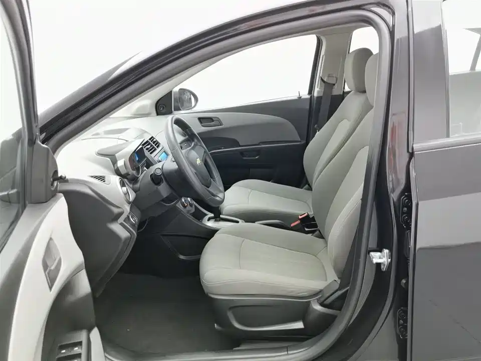Chevrolet Aiweiou Chevrolet Aiweiou