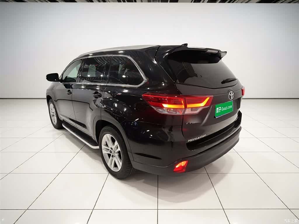Toyota Highlander, 2019 все фото