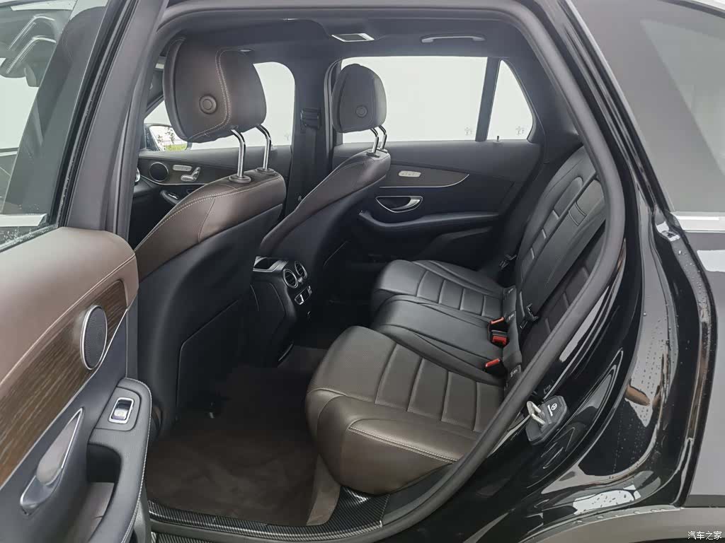Mercedes-Benz GLC, 2023 15