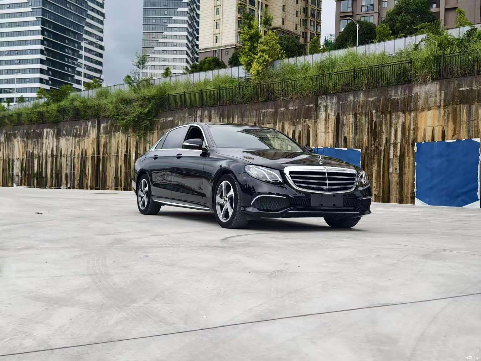 Mercedes-Benz E-Class, 2017 3