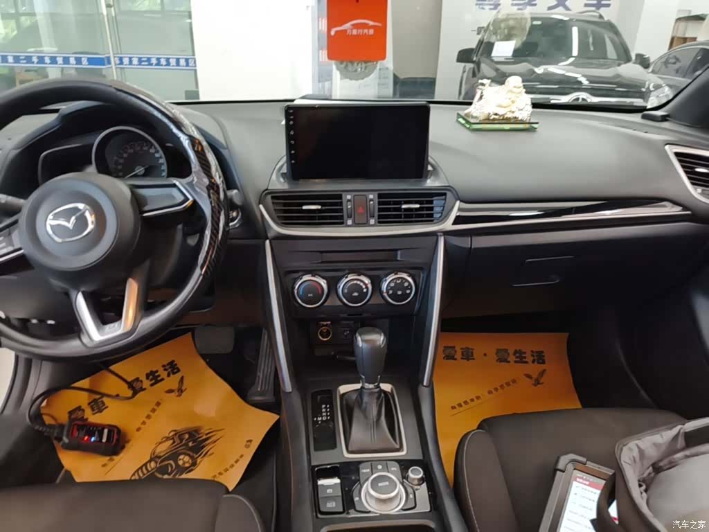 Mazda CX-4, 2018 13