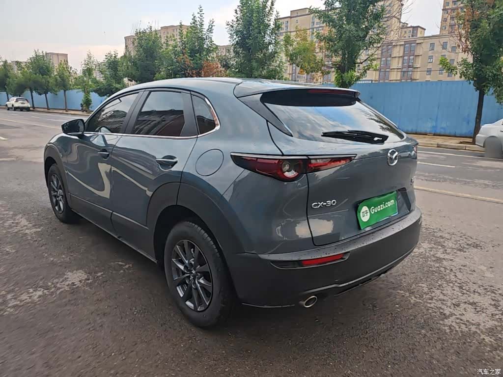 Mazda CX-30, 2025 все фото