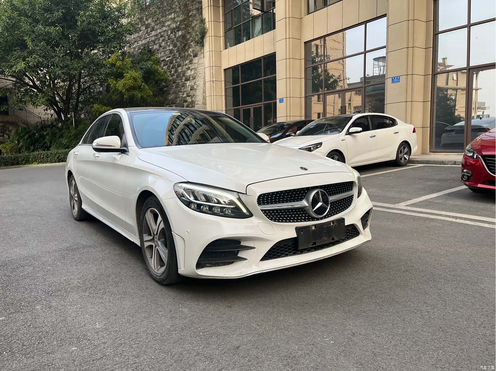 Mercedes-Benz C-Class, 2019 3