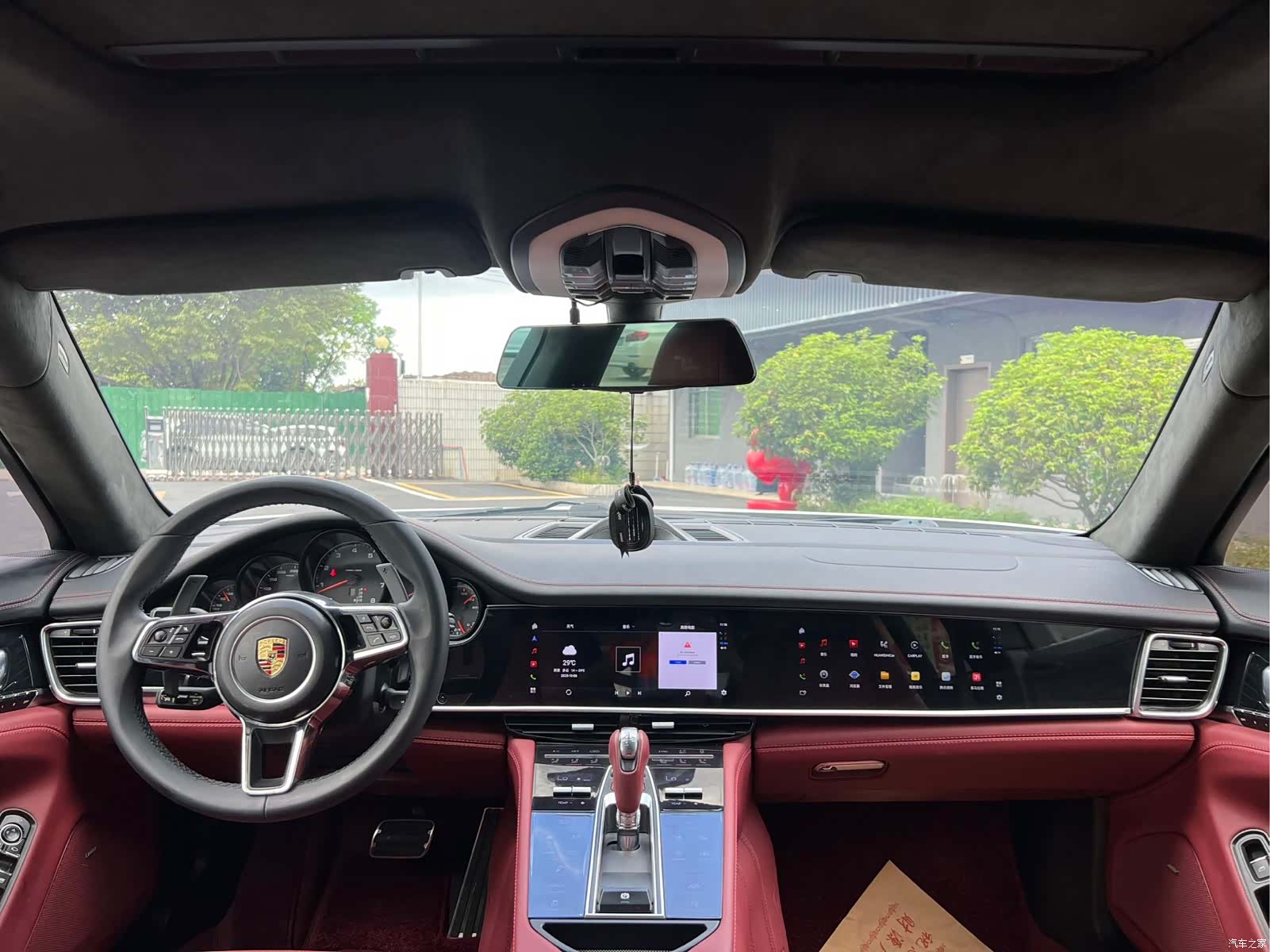 Porsche Panamera, 2011 8