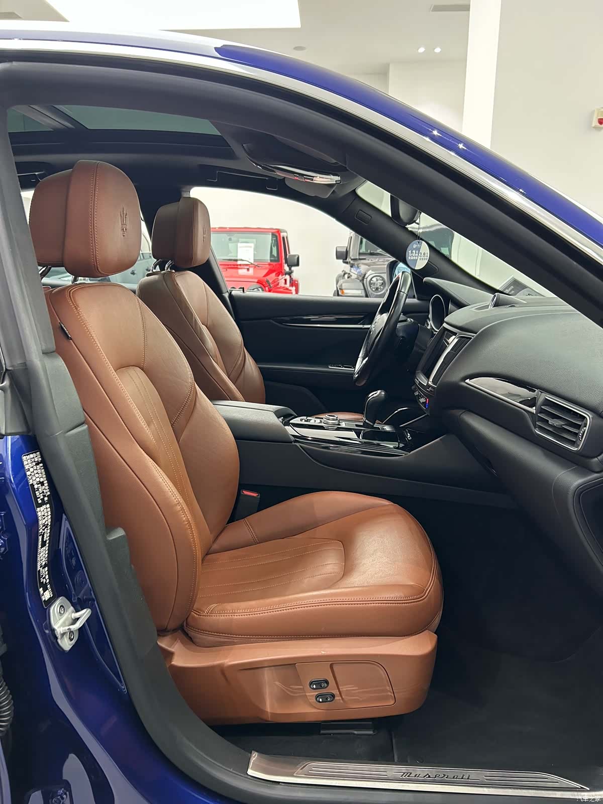 Maserati Levante, 2018 8