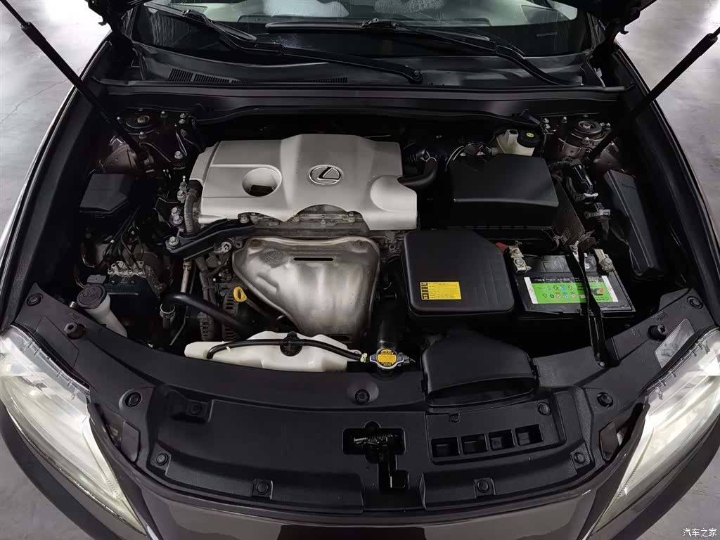 Lexus ES, 2012 6