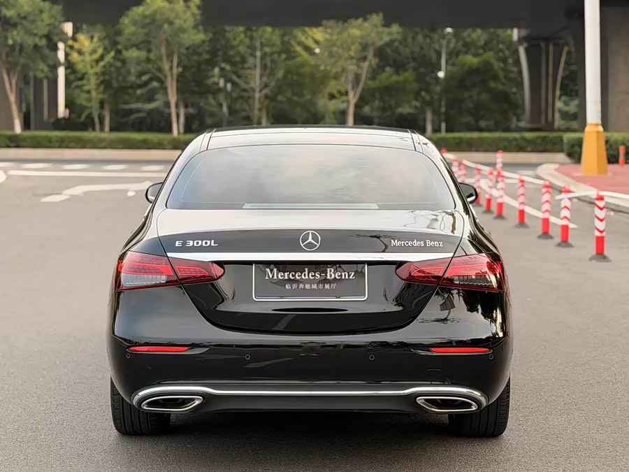 Mercedes-Benz E-Class 2021, фото 5