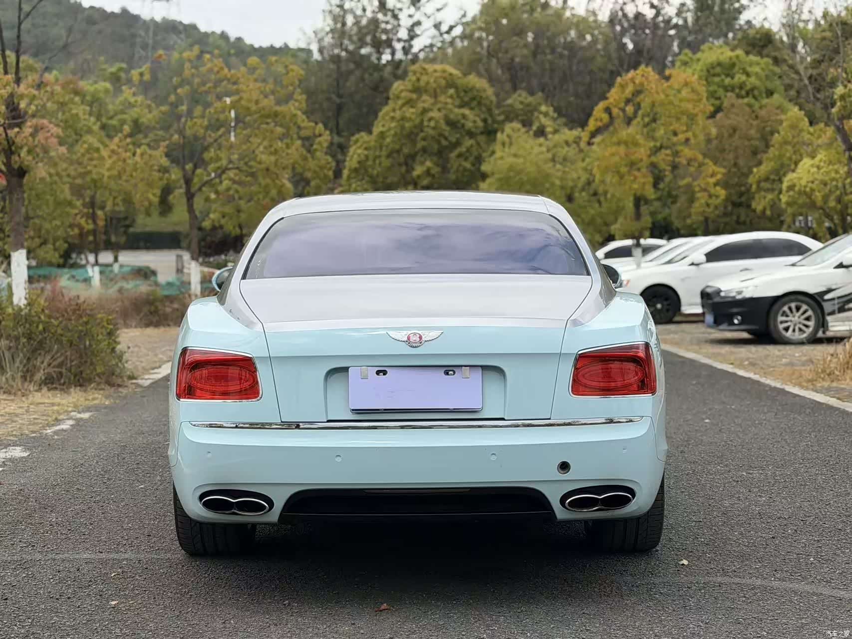Bentley Flying Spur, 2018 4