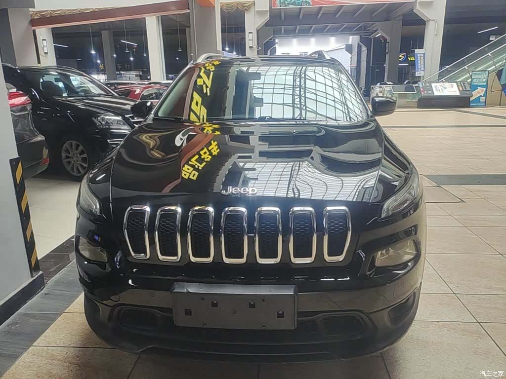 Jeep Cherokee, 2017 3