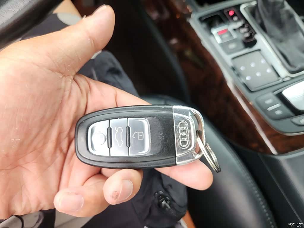 Audi A6L, 2015 9