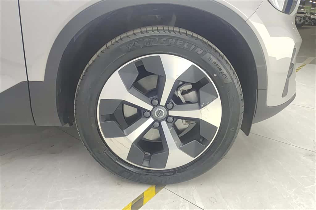 Volvo XC40, 2023 6
