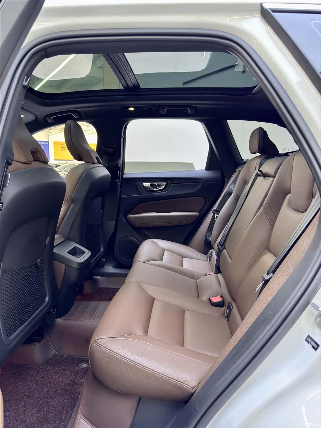 Volvo XC60, 2024 6