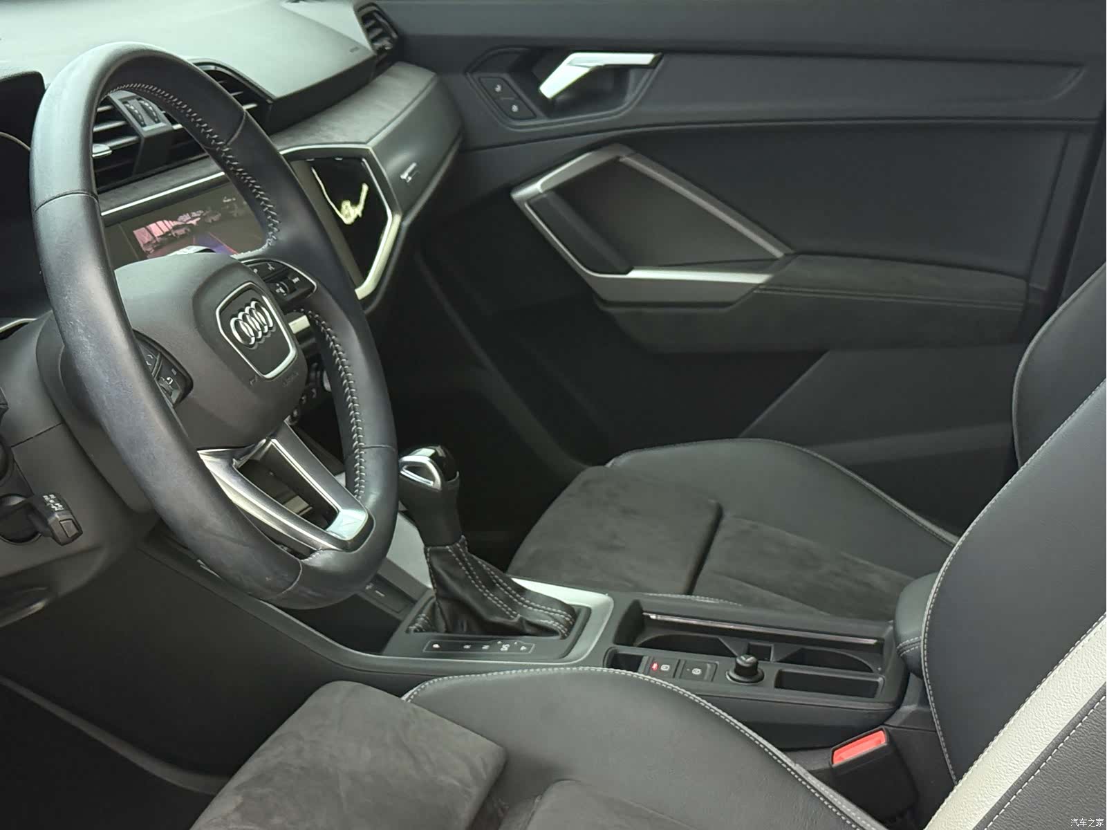 Audi Q3, 2021 18