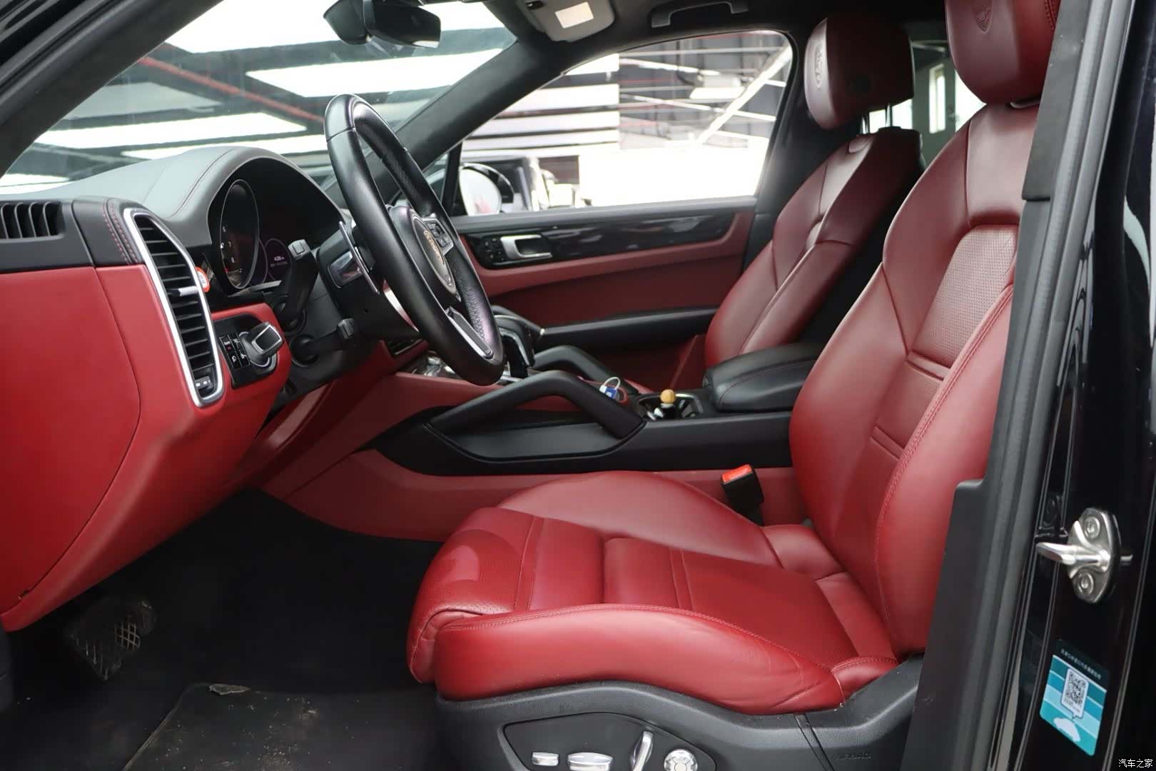 Porsche Cayenne, 2021 все фото