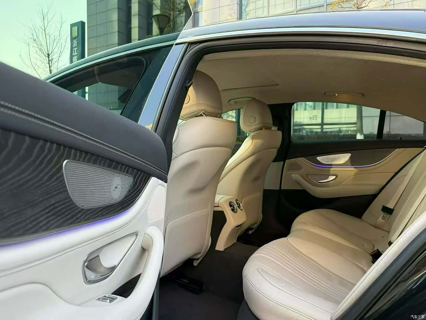 Mercedes-Benz CLS, 2023 6