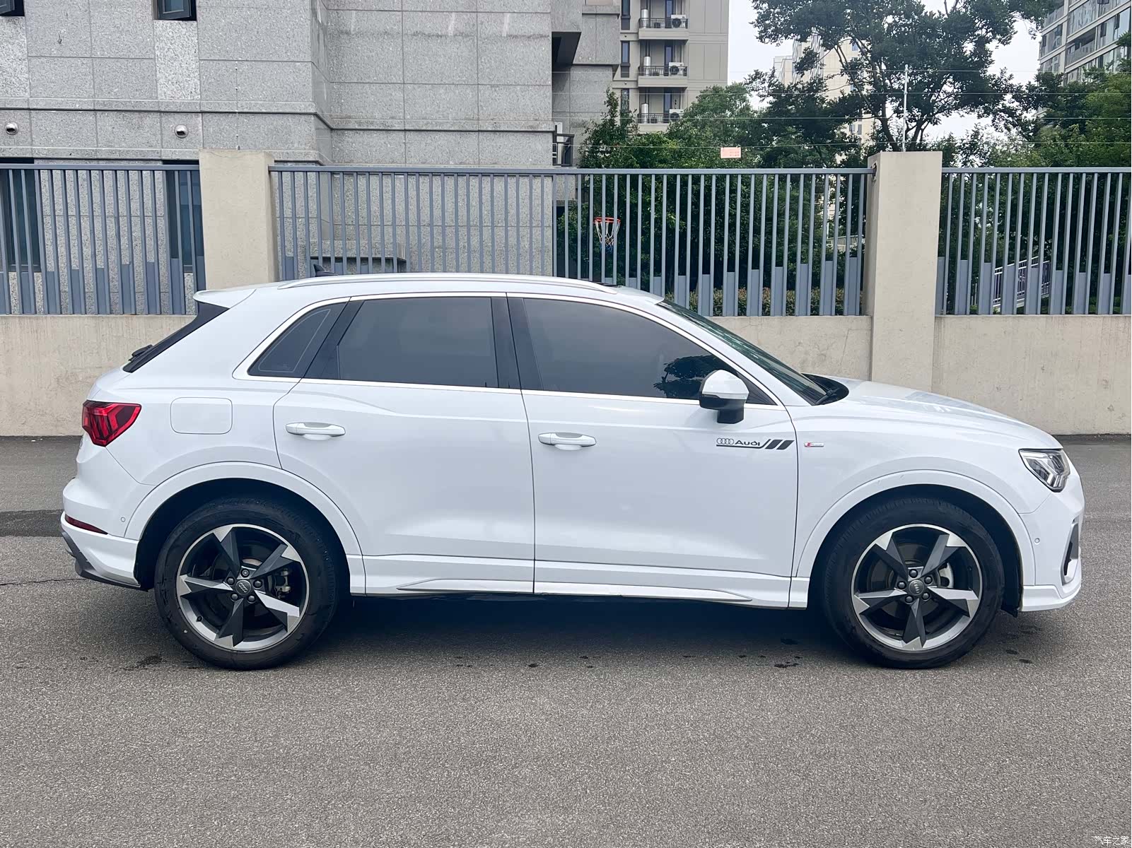 Audi Q3, 2021 6