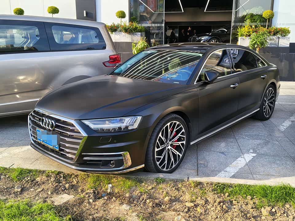 Audi A8