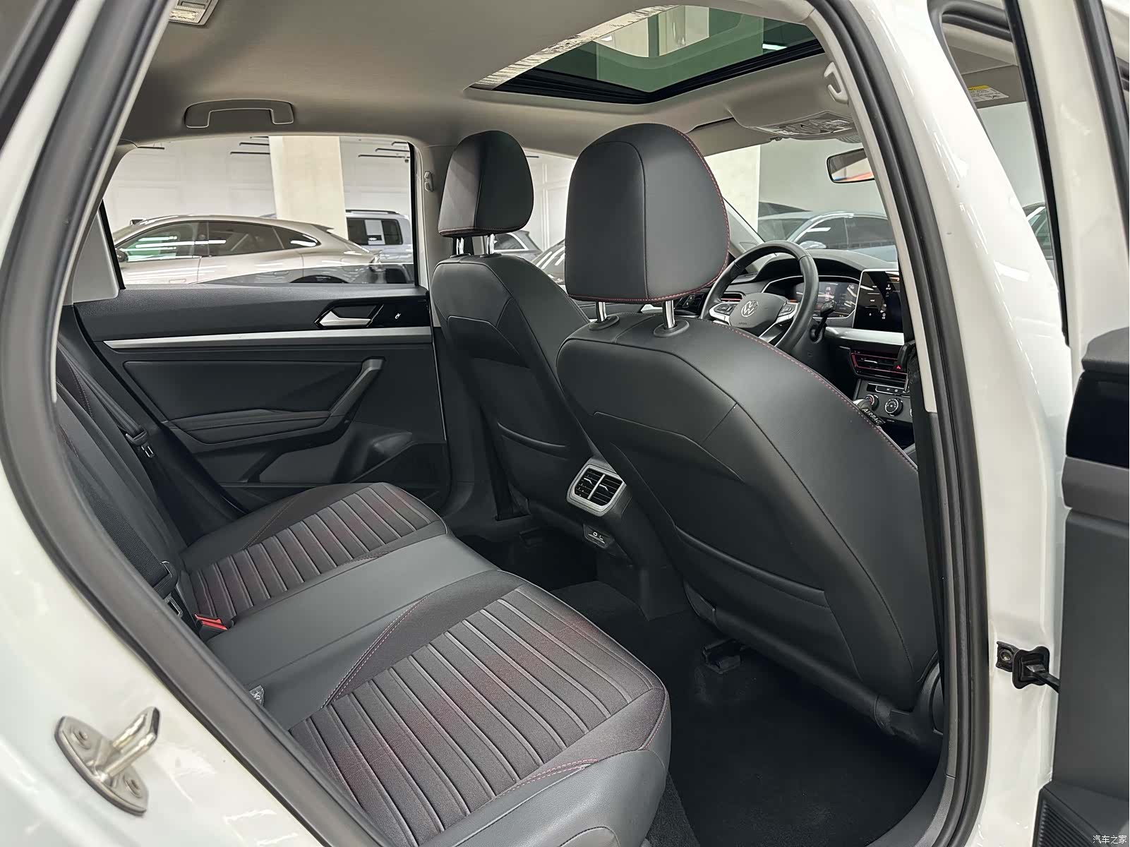 Volkswagen Lavida, 2023 10