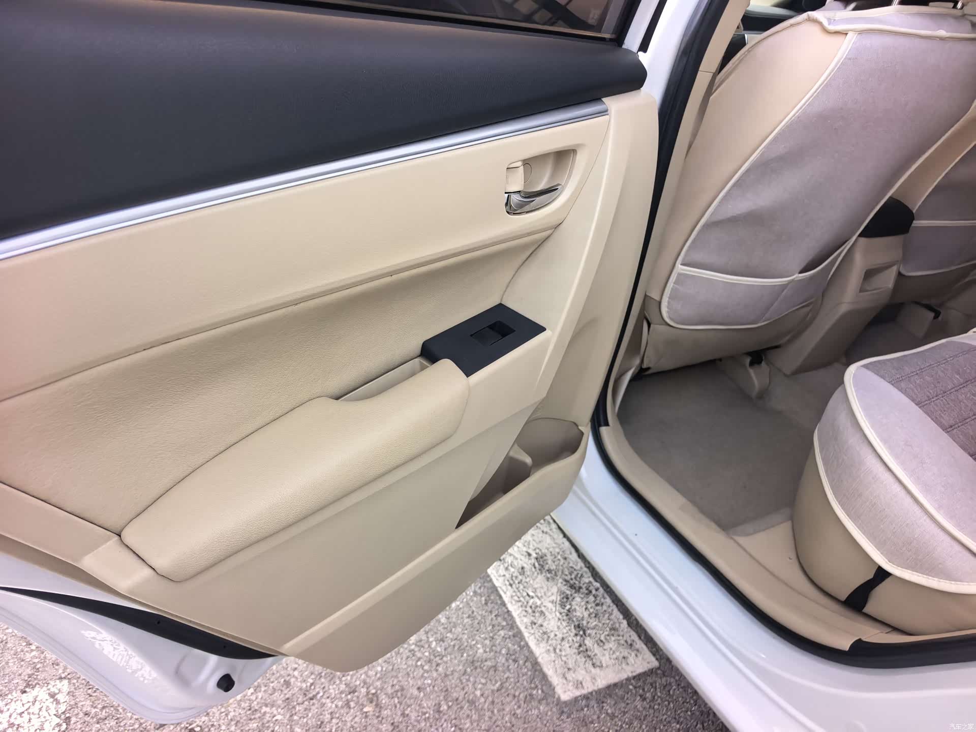Toyota Corolla, 2015 18