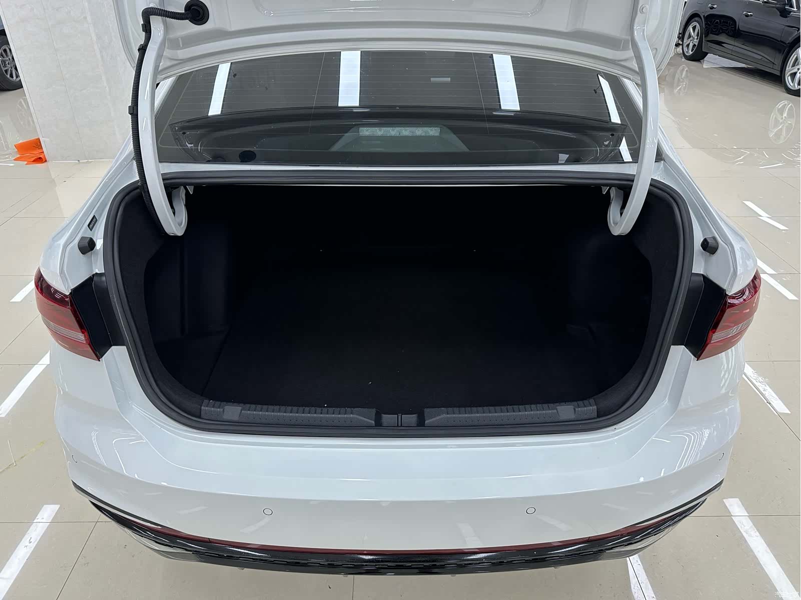 Volkswagen Lavida, 2023 16