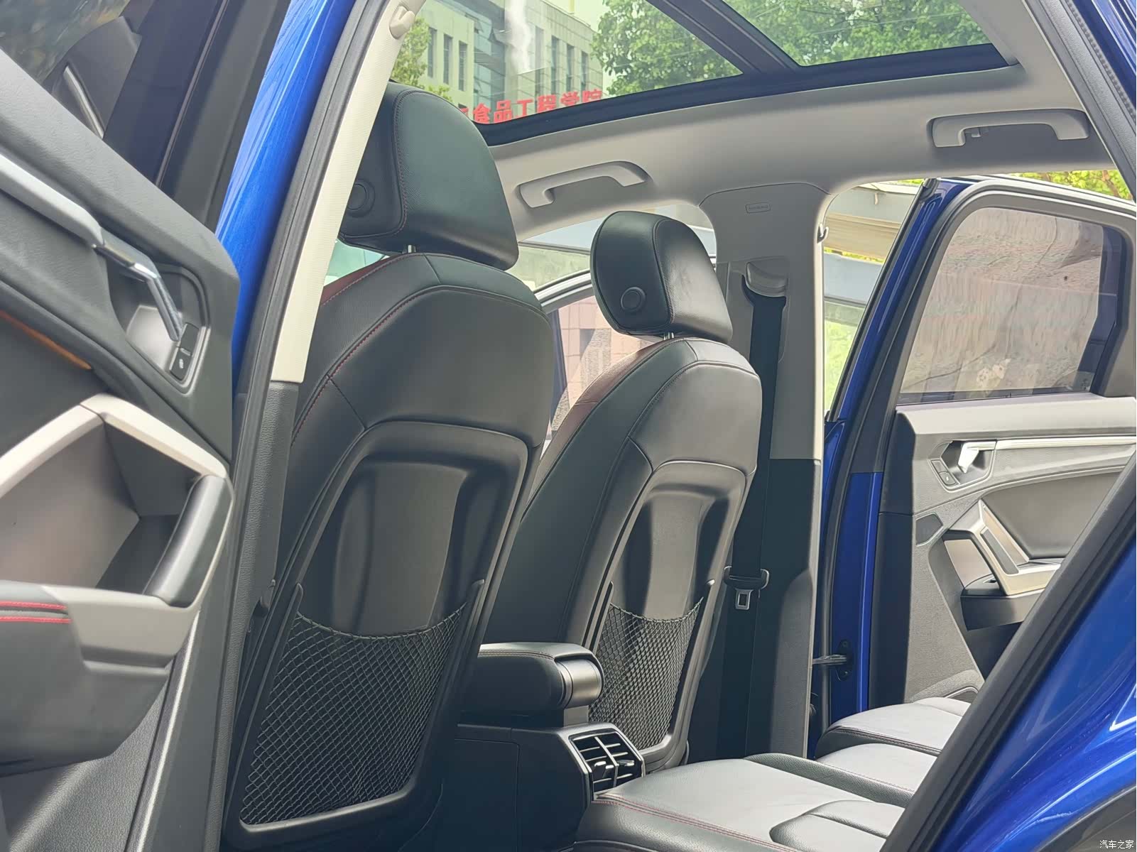 Audi Q3, 2019 9