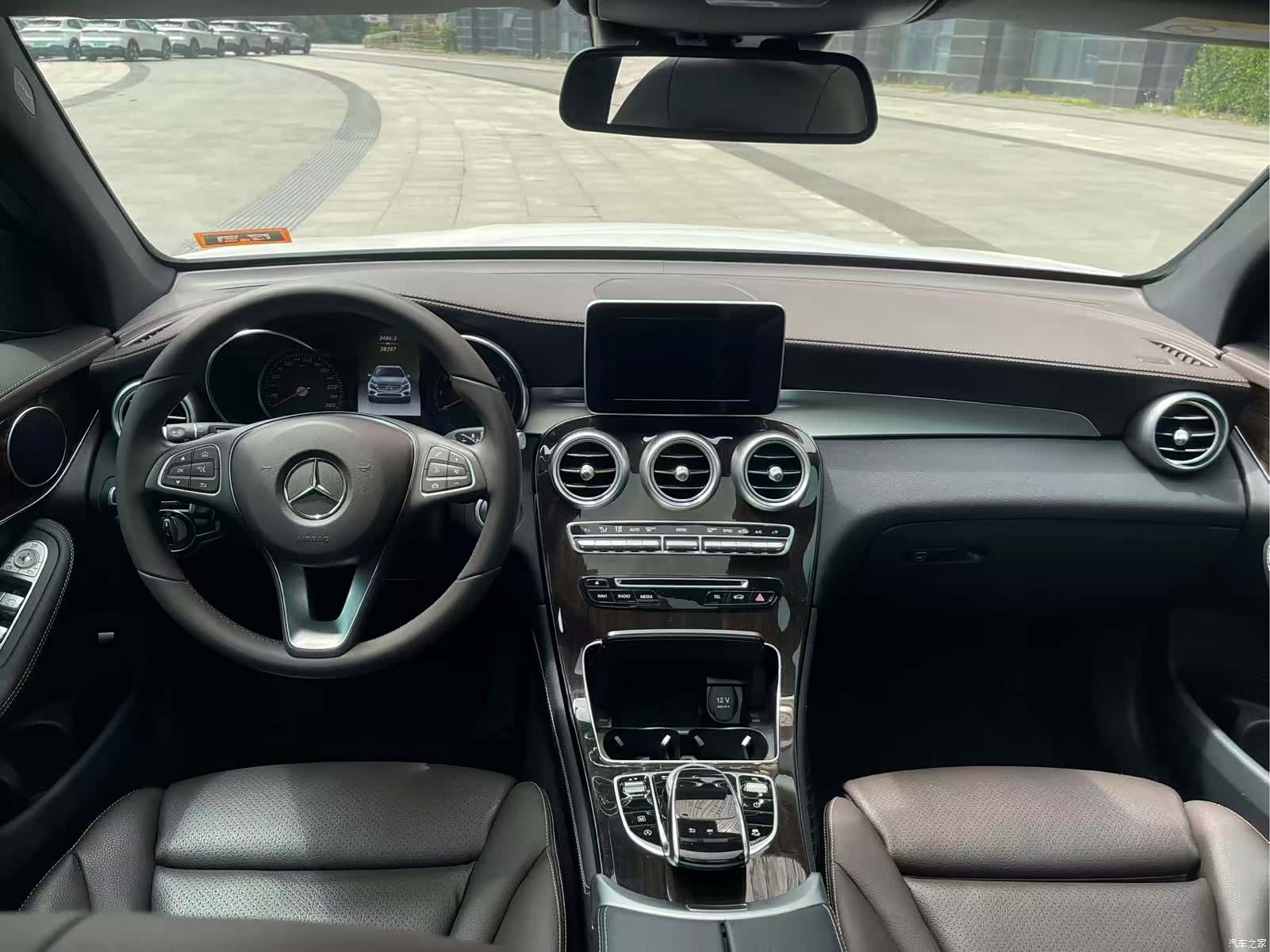 Mercedes-Benz GLC, 2019 11