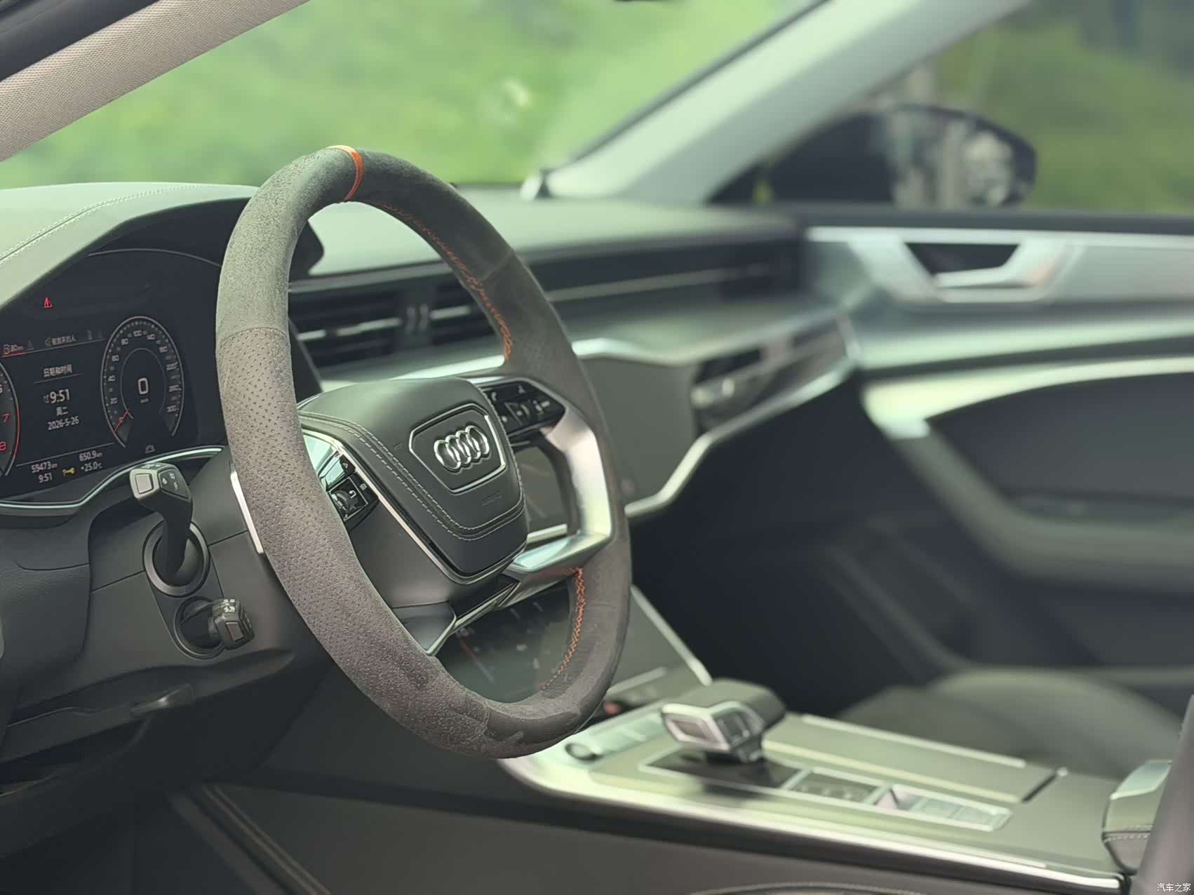 Audi A7L, 2024 все фото