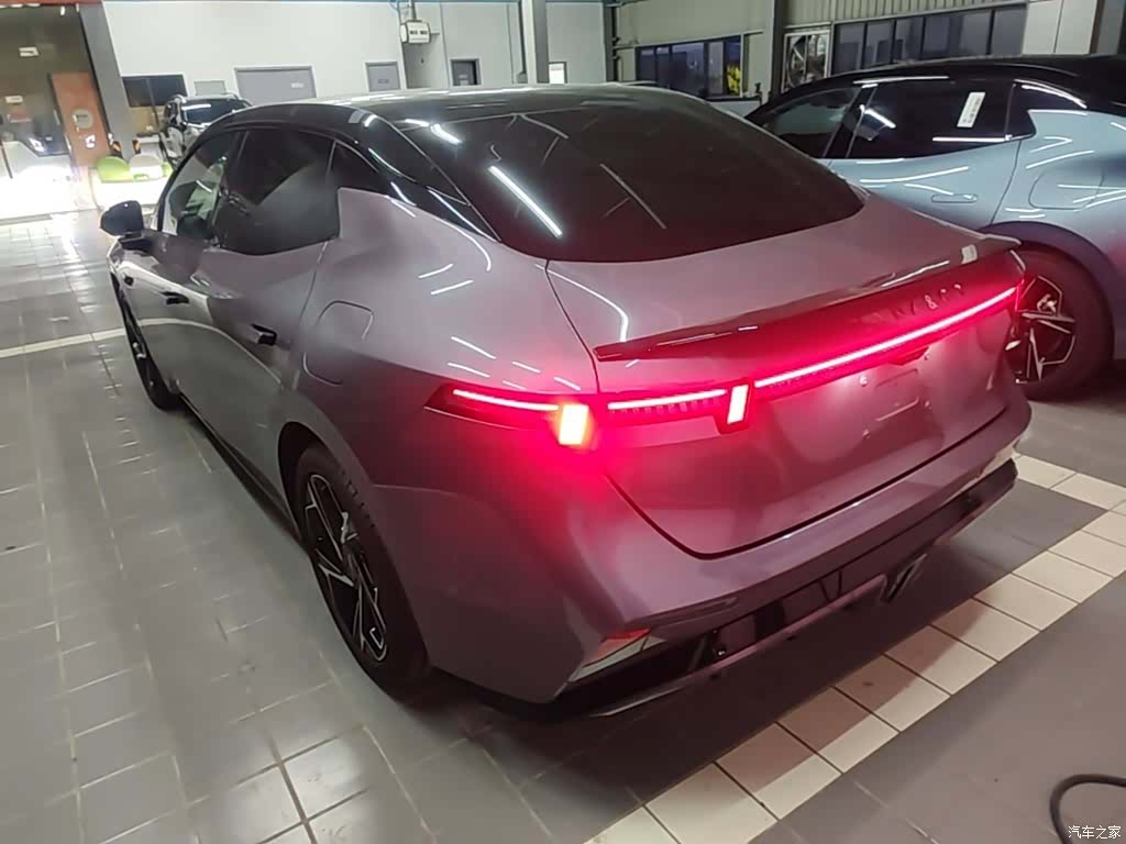 Lynk & Co 02, 2025 все фото