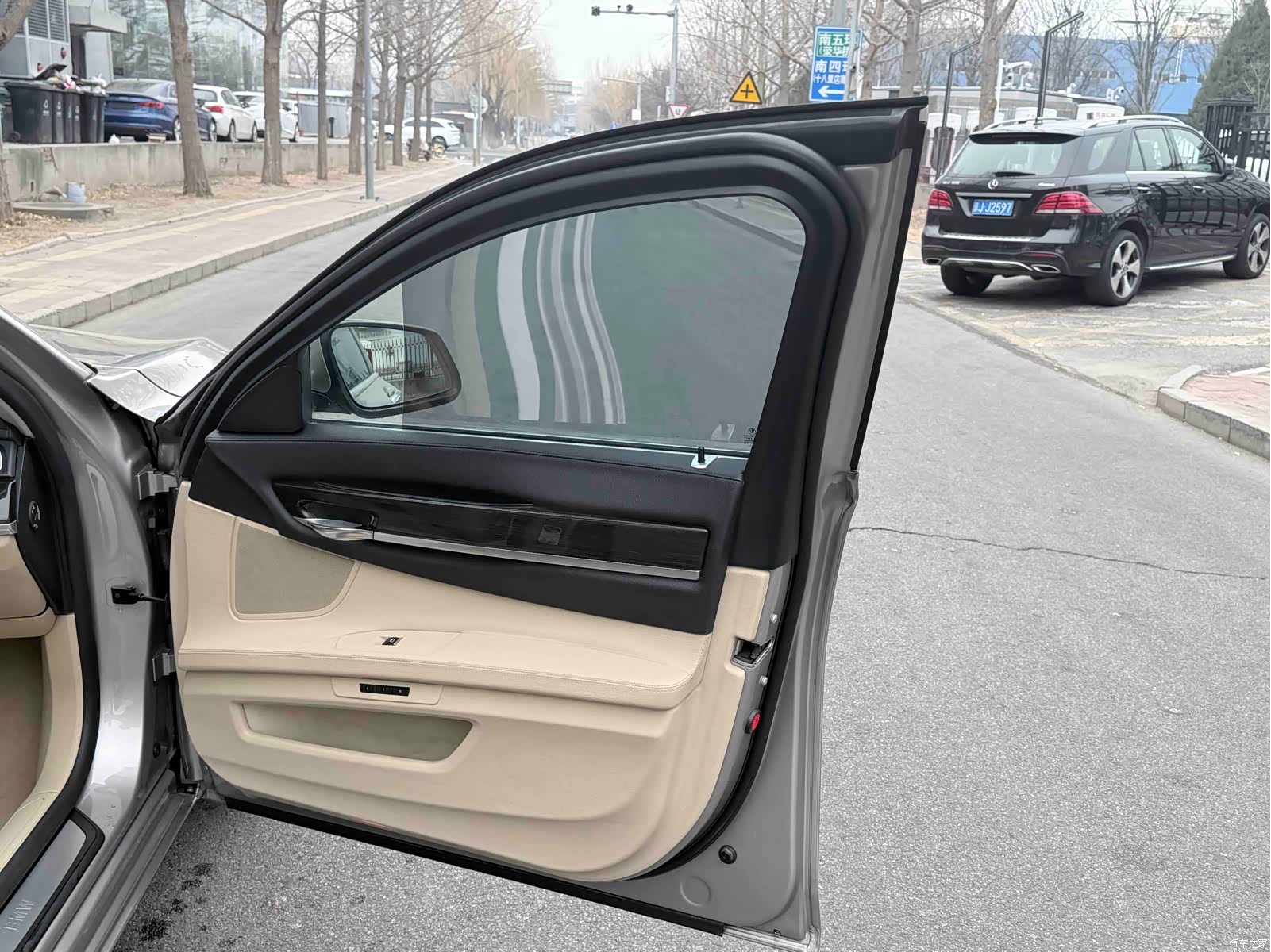 BMW 7 Series, 2012 24