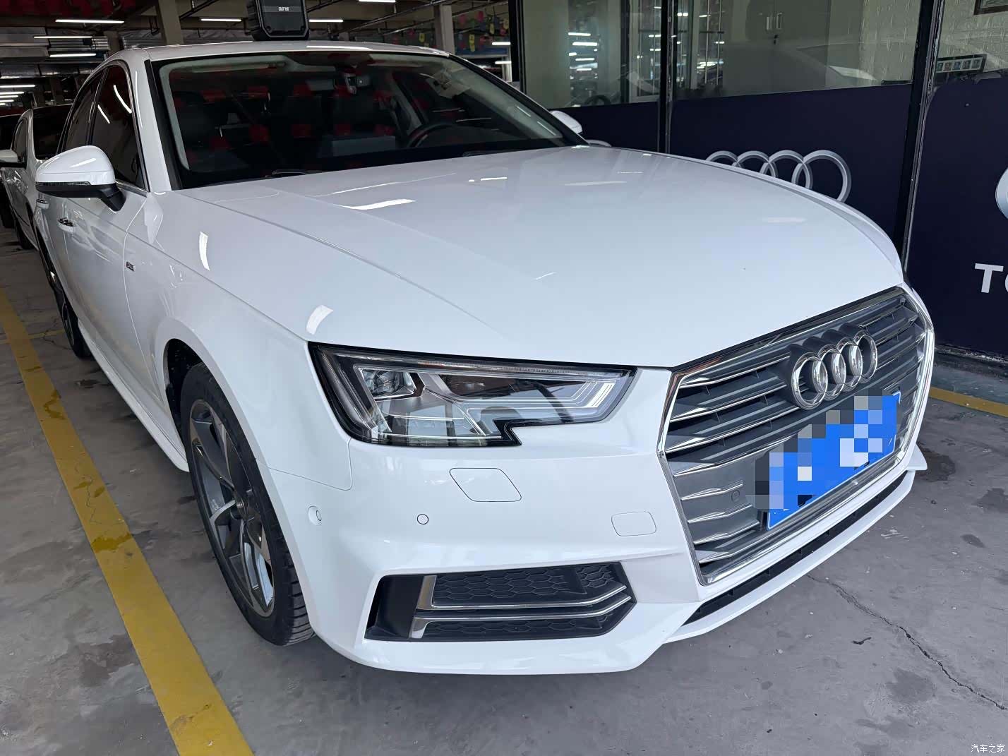 Audi A4L, 2018 3