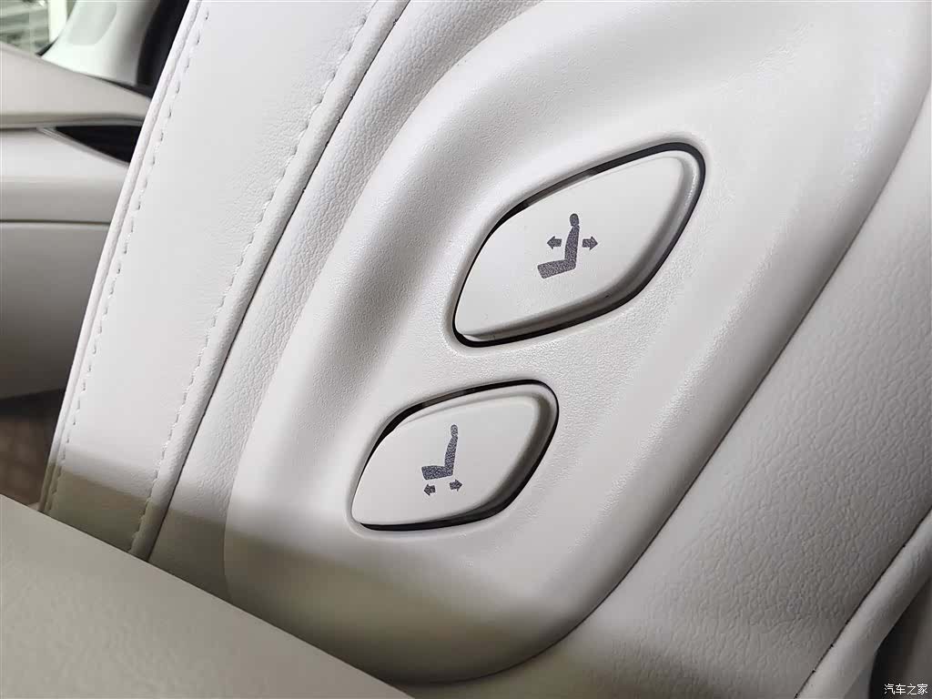 Buick Enclave, 2020 4
