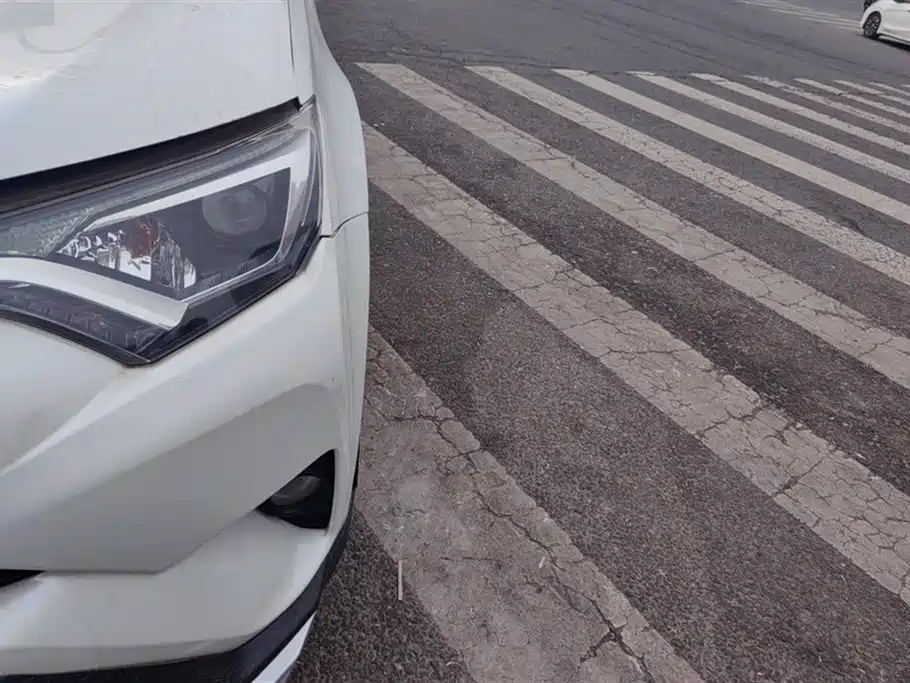 Toyota RAV4 Rongfang