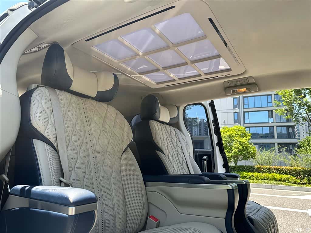 Buick GL8, 2020 11