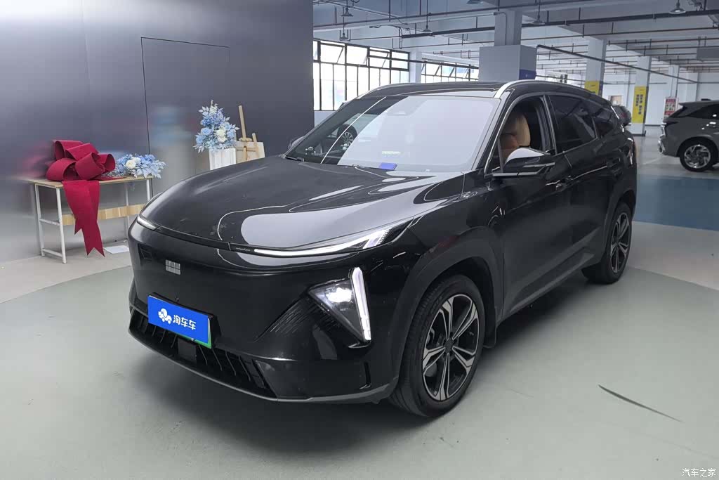 Geely Galaxy L7